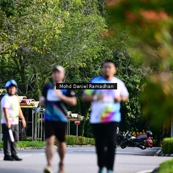 Runner Photo 8419473