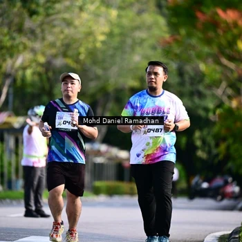 Runner Photo 8419474
