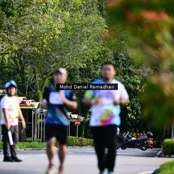 Runner Photo 8419477