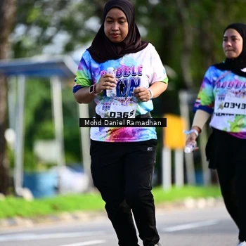 Runner Photo 8419499