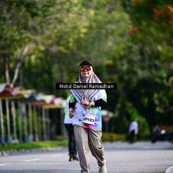 Runner Photo 8419518