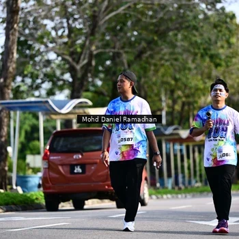 Runner Photo 8419535