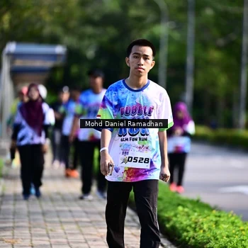 Runner Photo 8419585
