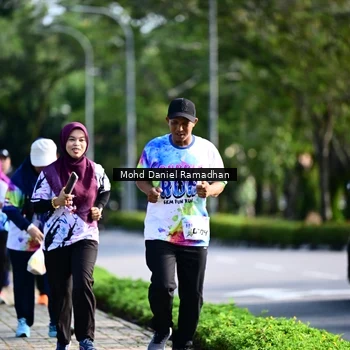 Runner Photo 8419592