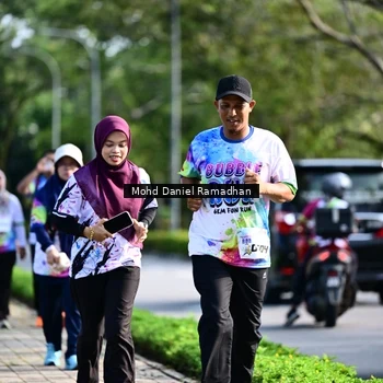 Runner Photo 8419599