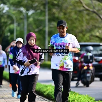 Runner Photo 8419600
