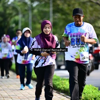Runner Photo 8419604