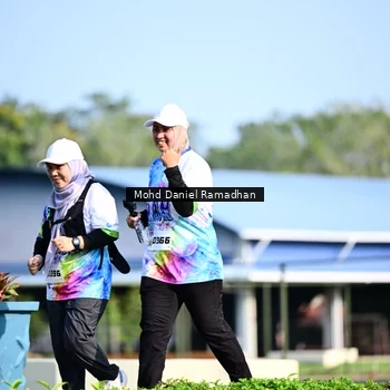 Runner Photo 8419682