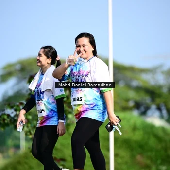 Runner Photo 8419695
