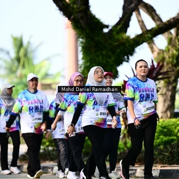 Runner Photo 8419772