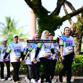Runner Photo 8419774