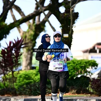 Runner Photo 8419839