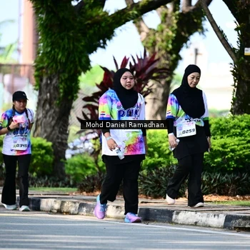 Runner Photo 8420076