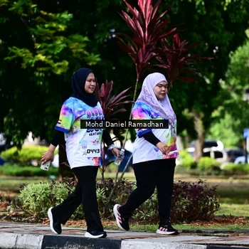 Runner Photo 8420118