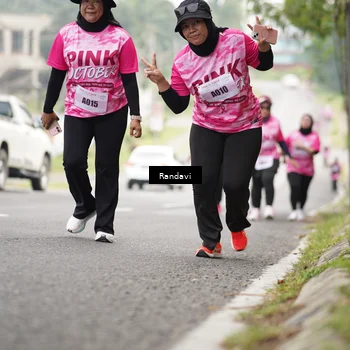 Runner Photo 8420145