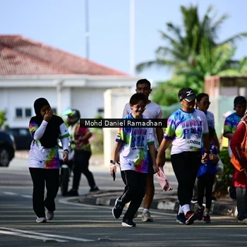 Runner Photo 8420150