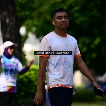 Runner Photo 8420159