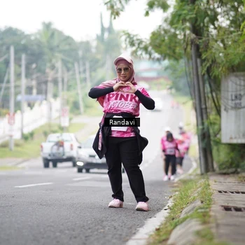Runner Photo 8420182