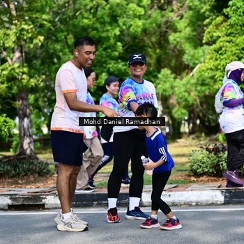 Runner Photo 8420191