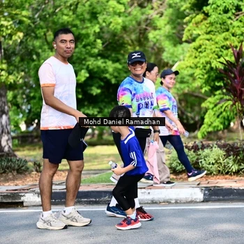 Runner Photo 8420202