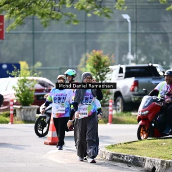 Runner Photo 8420217