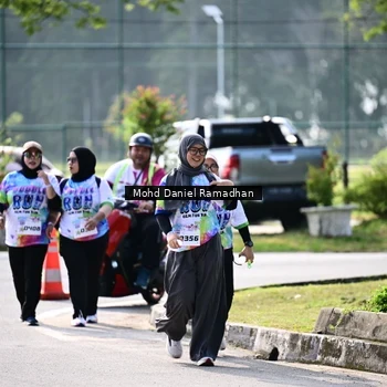Runner Photo 8420223
