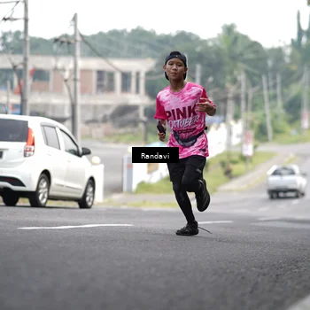 Runner Photo 8420263