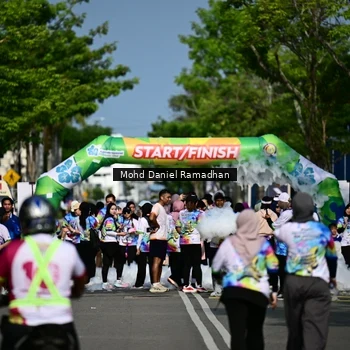 Runner Photo 8420271