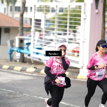 Runner Photo 8420282