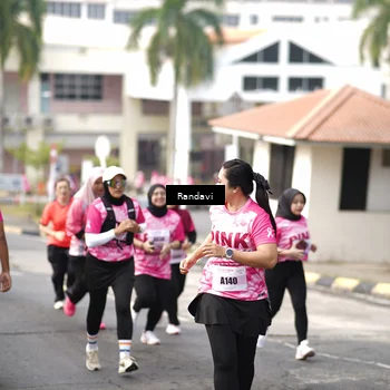 Runner Photo 8420298