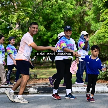 Runner Photo 8420313