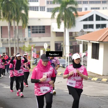 Runner Photo 8420316