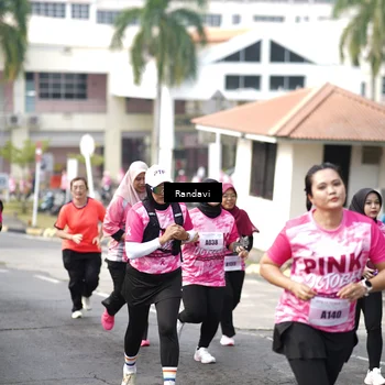 Runner Photo 8420319