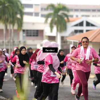 Runner Photo 8420340