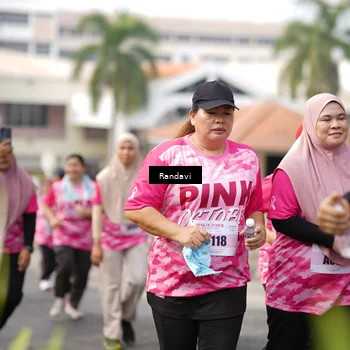 Runner Photo 8420383