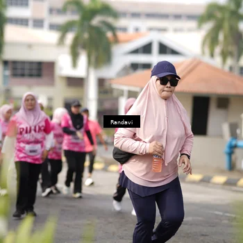 Runner Photo 8420390