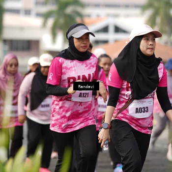 Runner Photo 8420606