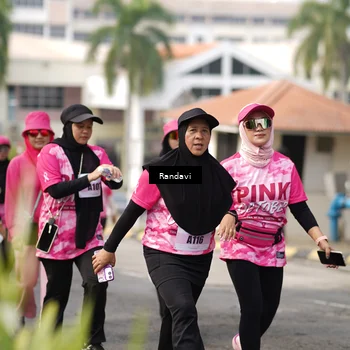 Runner Photo 8420631