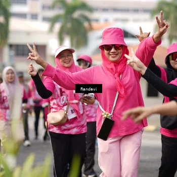 Runner Photo 8420637