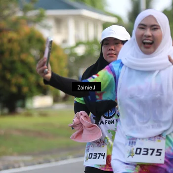 Runner Photo 8420642