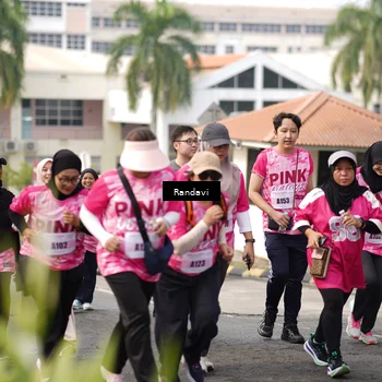 Runner Photo 8420654
