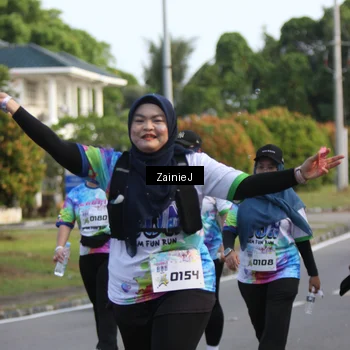 Runner Photo 8420655