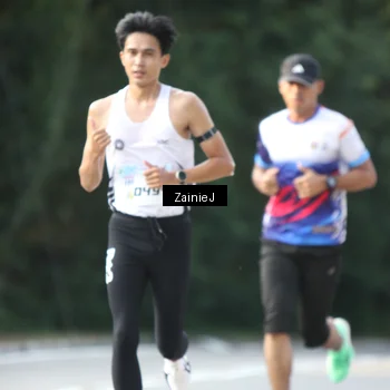 Runner Photo 8420721