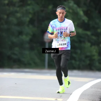 Runner Photo 8420723