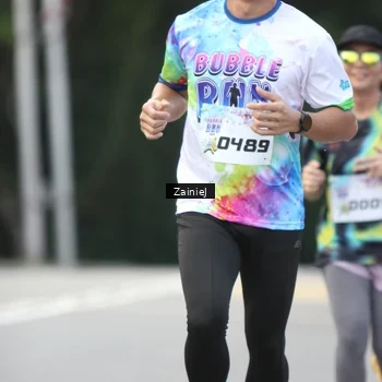 Runner Photo 8420749