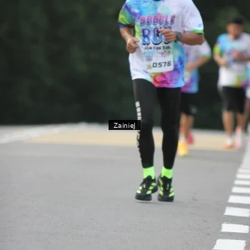 Runner Photo 8420751