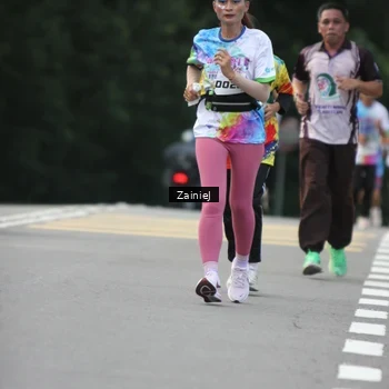 Runner Photo 8420757