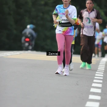 Runner Photo 8420760