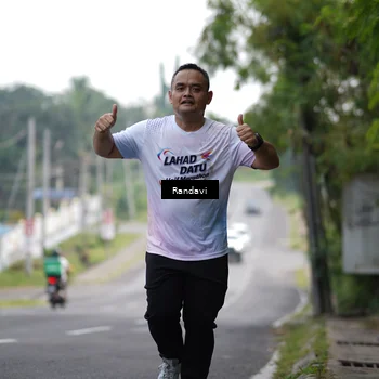 Runner Photo 8420796