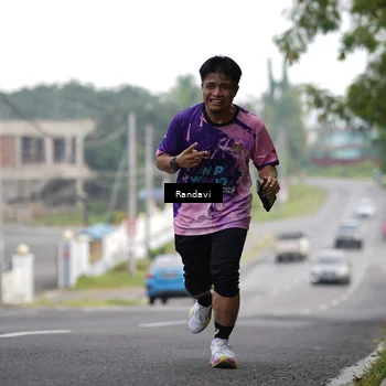 Runner Photo 8420831